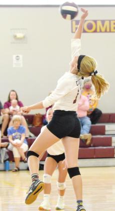 Clinton prepares for next week’s season opener