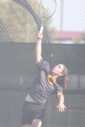 Clinton tennis hosts Hub City tourney