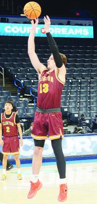 Clinton’s Ethan Lofland goes up for the jump shot during the Reds’ game against Cache at the Paycom Center in Oklahoma City. CDN | Sam Goodwyn