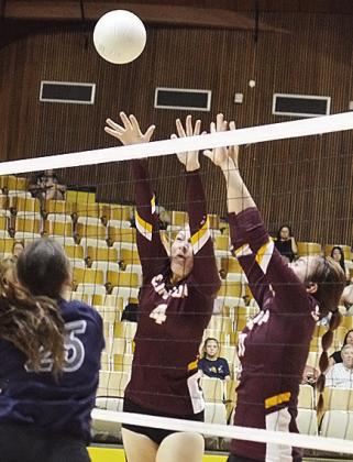 Clinton volleyball falls to Altus in four sets