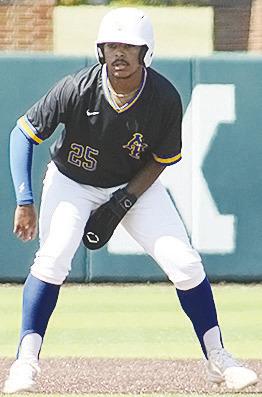 Indians gain experience in festival loss