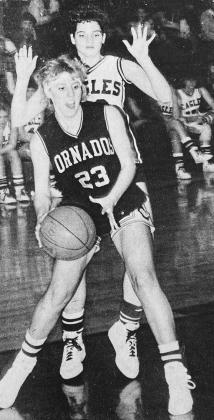 40 YEARS AGO Clinton senior Carolyn Gietzen worked the basketball against Weatherford defender Cathy Hogan during the fiercely fought contest between the two Custer County rivals.