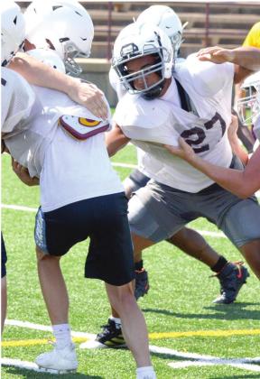 Pads pop at practice