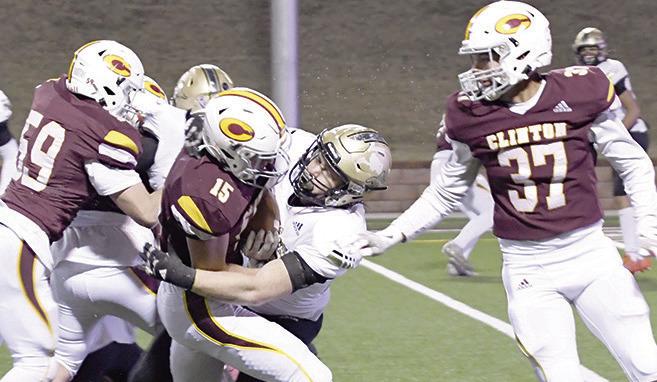 Reds face Bronchos in first-round matchup