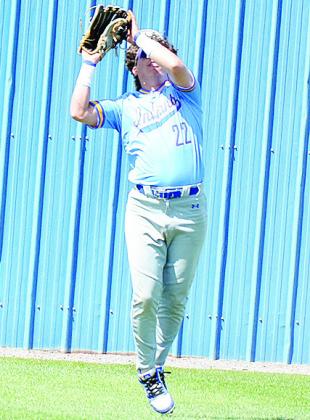 No. 22 Aiden Casas catches the ball for the final out of the second inning in the home game against Thomas. CDN | Sam Goodwyn