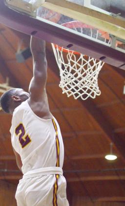 Bryson lifts Reds to winning heights