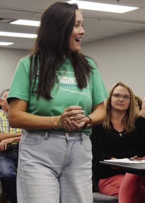 Cyndi Munson speaks to the public and potential voters Thursday evening at the Frisco Center. CDN | Shiann Dawson