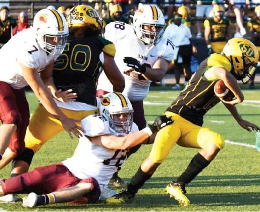 Walters’ play boosts CHS D-Line