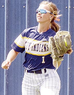 No. 1 Kylin Oakes catches the ball for the out during the Regional Tournament. CDN | Sam Goodwyn