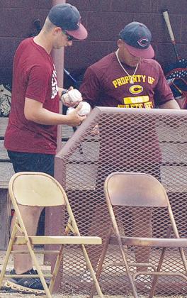 Cousins go from rivals to assistant coaches