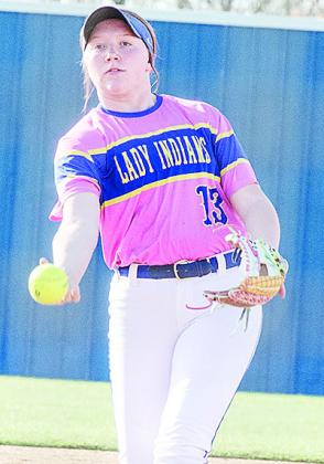 No. 13 Lauryn McHenry throws a pitch during A-B’s win over Seiling Tuesday. CDN | Sam Goodwyn