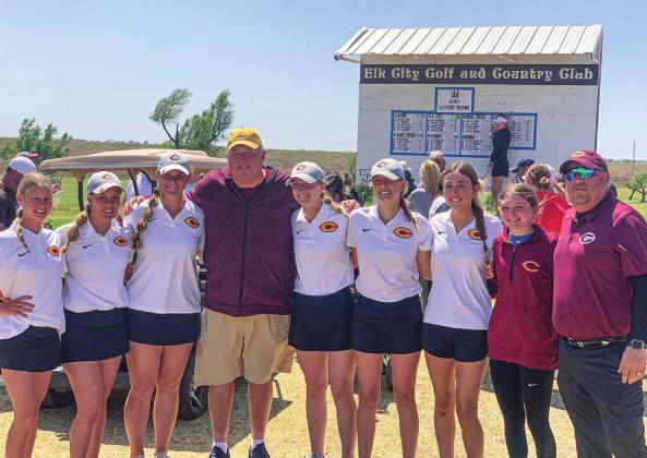 Lady Reds advance to state