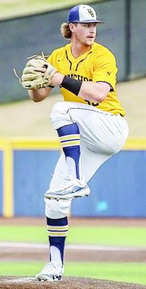 Former Reds player invited to pro showcase