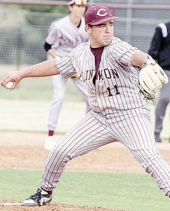 Clinton’s Eli Anderson pitches during the Reds’ home game against the Kingfisher Yellowjackets. CDN | Sam Goodwyn