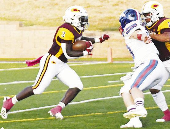Clinton ends non-district play strong