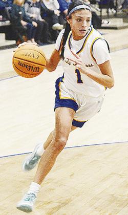 Arapaho-Butler’s Jada Akin drives to the hoop during the Lady Indians’ home game against Cheyenne-Reydon. CDN | Sam Goodwyn