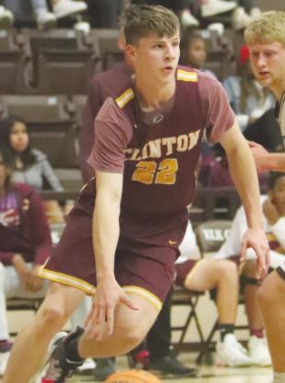 Mirror images lead Red Tornadoes