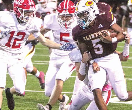 Red Tornadoes crush Owls