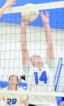 CBA volleyball advances to state