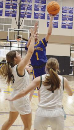 Making the tough shot at Arapaho-Butler
