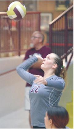 Clinton’s No. 12 Samantha Hammons
