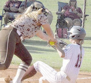 CHS softball picks up another district win