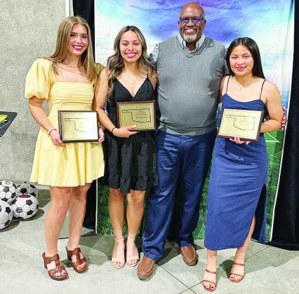 Clinton soccer holds banquet to recognize players awards
