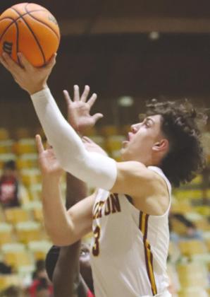 Lady Reds trounce Douglass