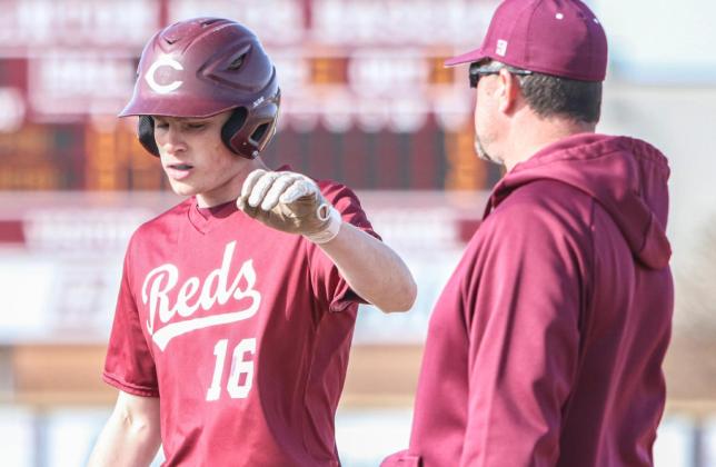 Reds sweep seaso