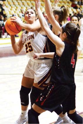 Clinton boys win close one, Lady Reds fall in double overtime