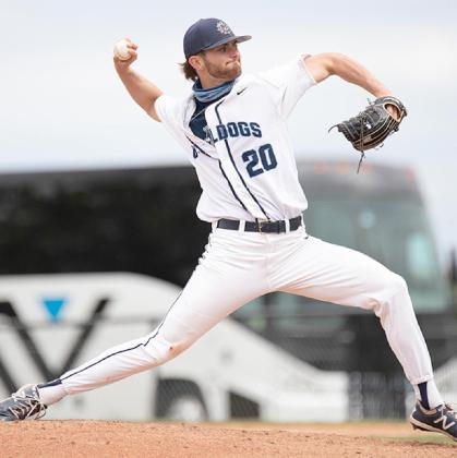 Bulldogs sweep SNU