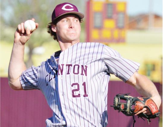 Cisneros returns to baseball