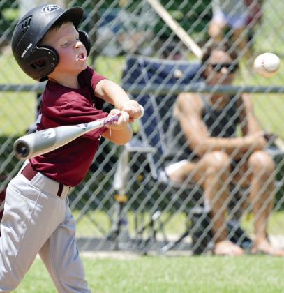 Maroon compete in second round of state tourney
