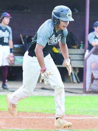  Fighting to get wins on the diamond
