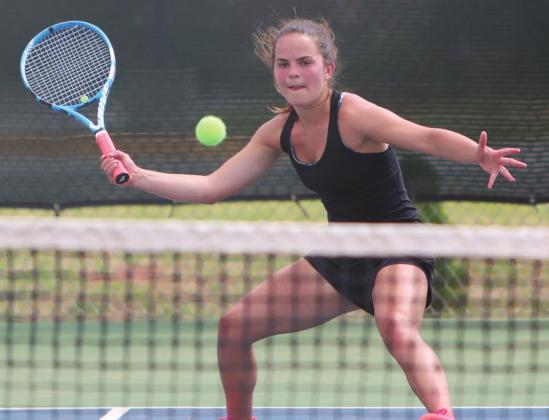 Clinton tennis hosts Route 66 tourney