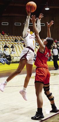 Lady Reds’ Ella Redshin shoots over a Lindsay defender during Clinton’s home game against the Leopardettes. CDN | Sam Goodwyn