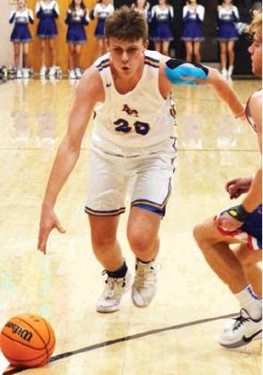 Edelen’s big night helps Indians to win over Merritt
