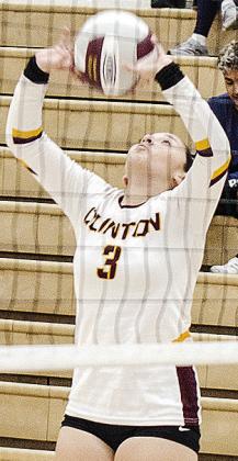 No. 3 Aliyah Lopez sets the ball during Clinton’s game at Weatherford. CDN | Sam Goodwyn