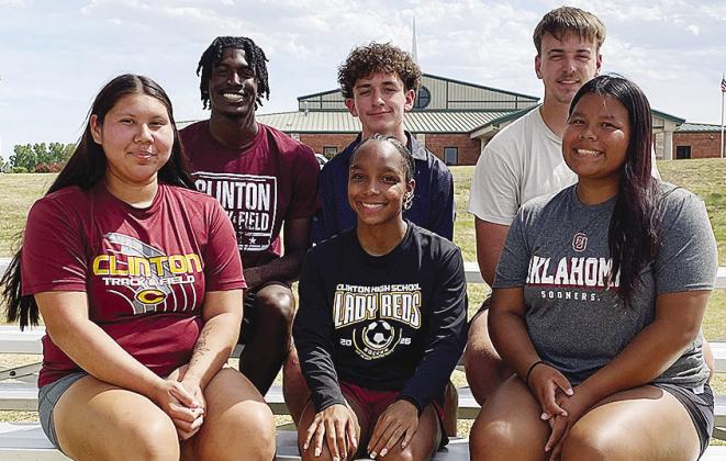 The state qualifers for Clinton’s track and field team come together for a group photo as they prepare to compete at state this weekend. Pictured front, from left, are Marley Gamboa, Peyton Clonce and Aracelie Chavez; back, Atticus Thompson, Bentlee Hernandez and Ethan Lofland. CDN | Courtesy photo