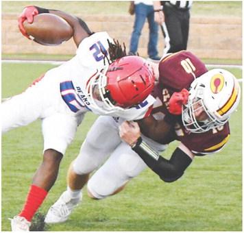 CHS pastes Bears in district opener