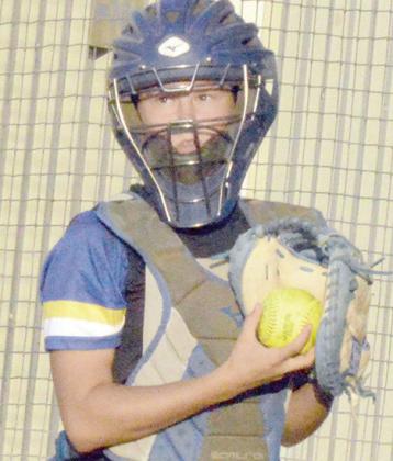 Arapaho softball wins regionals, advances to state