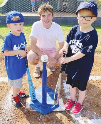 Lions Club opens baseball season