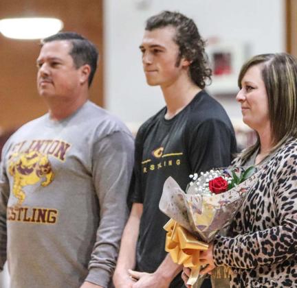 Red Tornadoes honor wrestling seniors