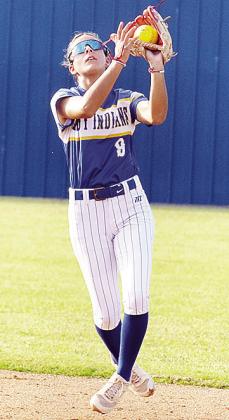 No. 9 Madi Lockhart catches the ball for the out during A-B’s home game Monday against the Hydro-Eakly Lady Bobcats. CDN | Sam Goodwyn