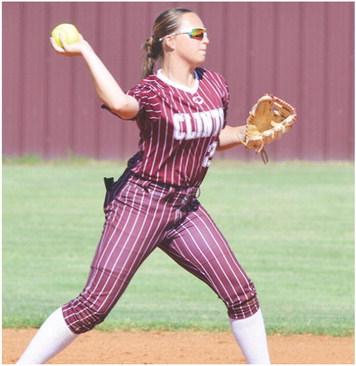 Lady Reds throw the distance