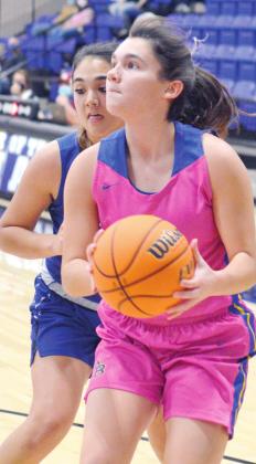 A-B stays winning, readies for rival
