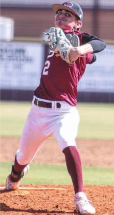 Reds drop two at I-40 Classic