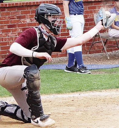 Gavin Evans catches the ball during an at bat in Clinton Middle School’s road game against Arapaho-Butler. CDN | Courtesy Photo