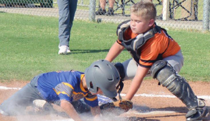 Arapaho falls to Poteau,13-1