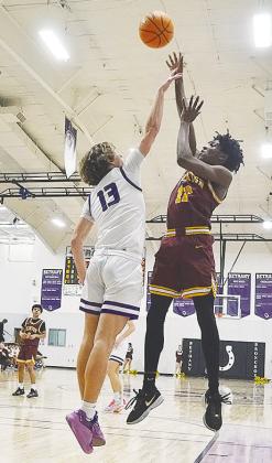 Reds drop first game of hoops playoffs in Bethany